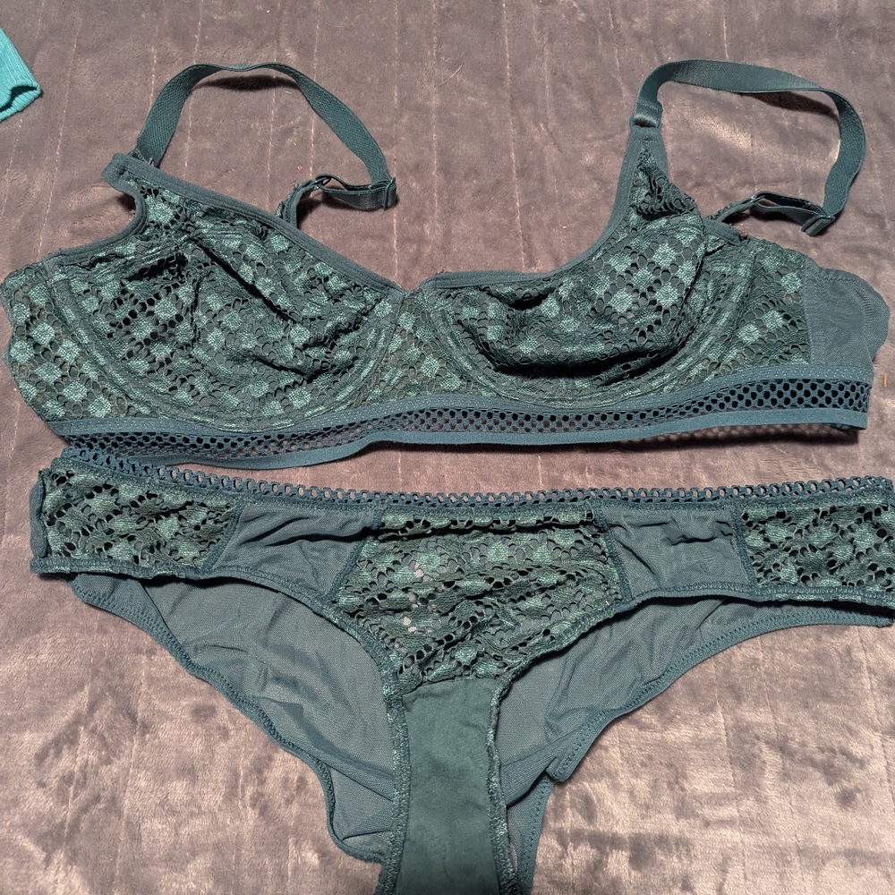 Adore Me Lace Lingerie Set in Teal
